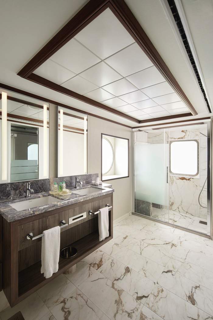 NCL Norwegian Jewel The Haven Deluxe Owner's Suite with Balcony 1.jpeg